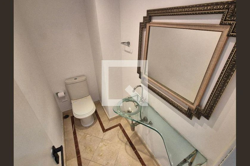 Rental apartment with 3 bedrooms and 208 m² — photo 30
