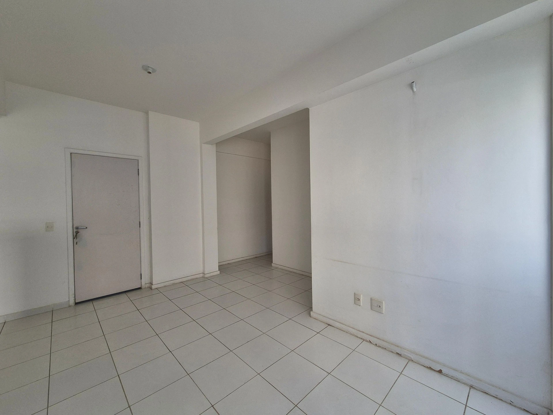 Mountain view in a one-bedroom apartment, 54 m² — photo 18