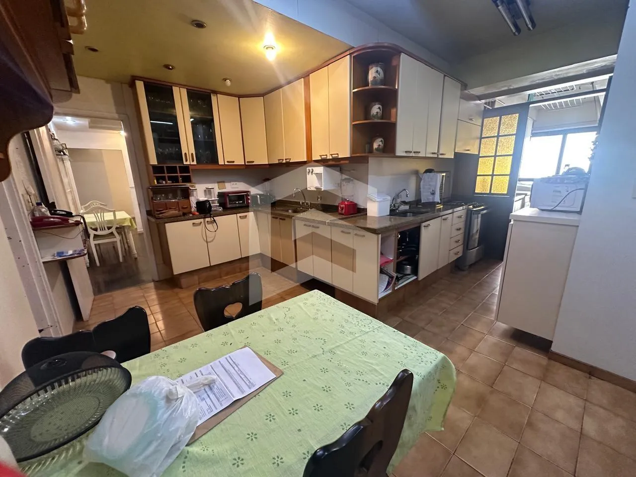 Furnished apartment, 252 m², with a walk-in closet — photo 13