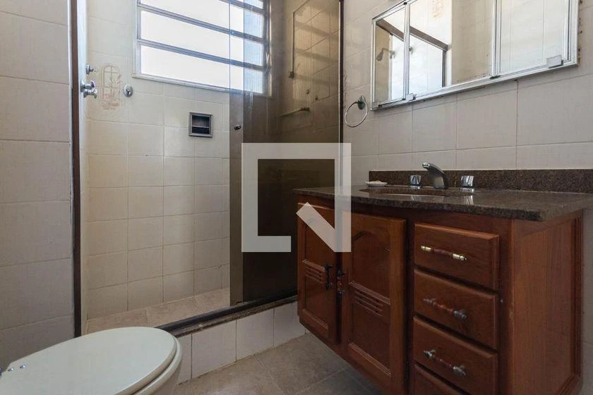 Apartamento de 2 quartos com cozinha separada e 70 m² — photo 38