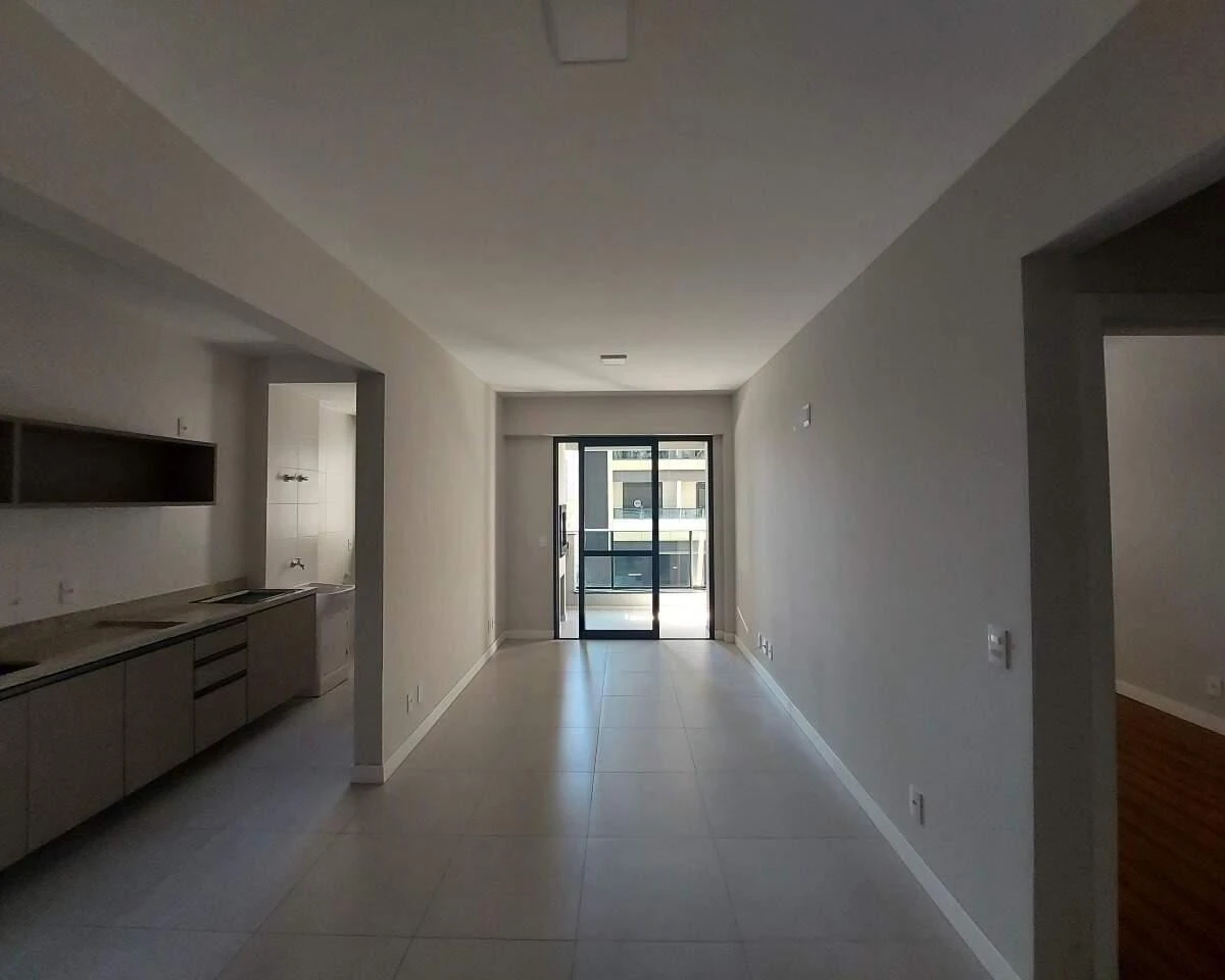 One-bedroom apartment with a grill on the balcony — photo 10
