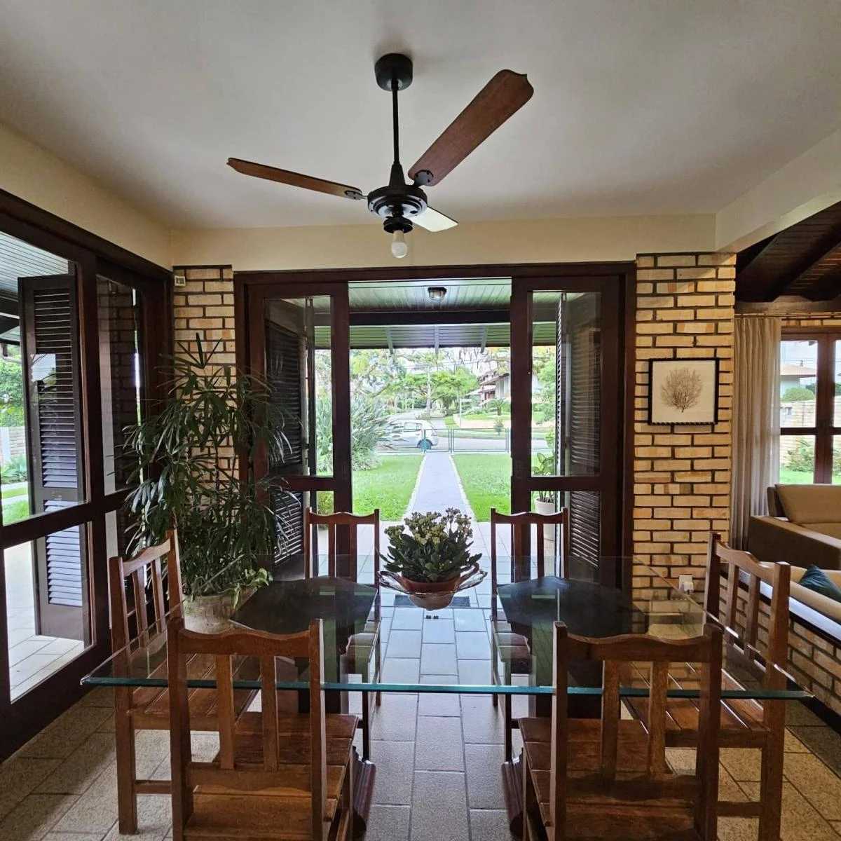Стиральная машина и 4 спальни: дом 280 м² — photo 41
