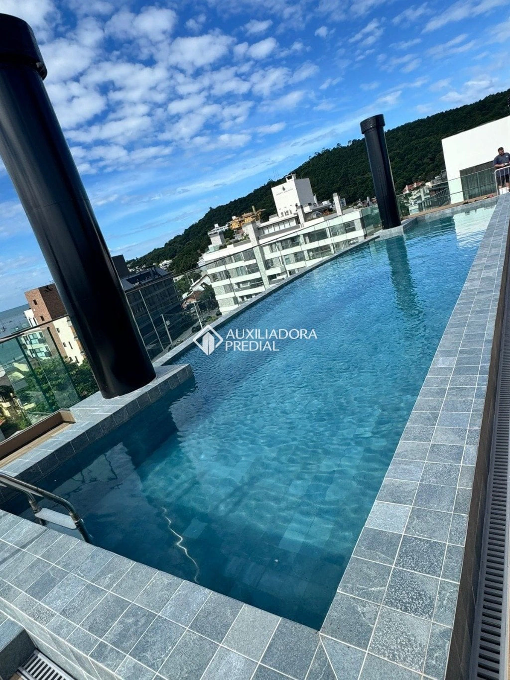 Apartamento mobiliado de 1 quarto em condomínio com academia — photo 4