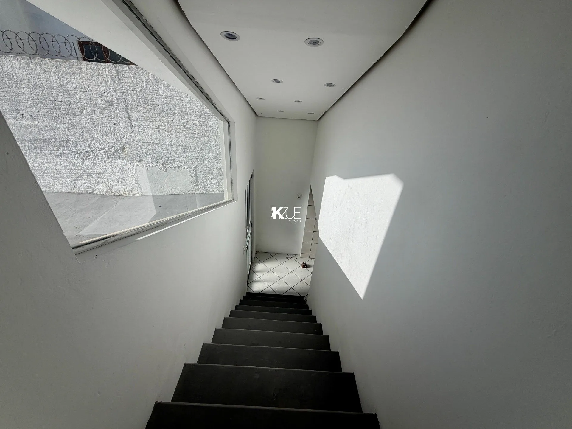 3-bedroom house with a suite, 324 m² total area — photo 27