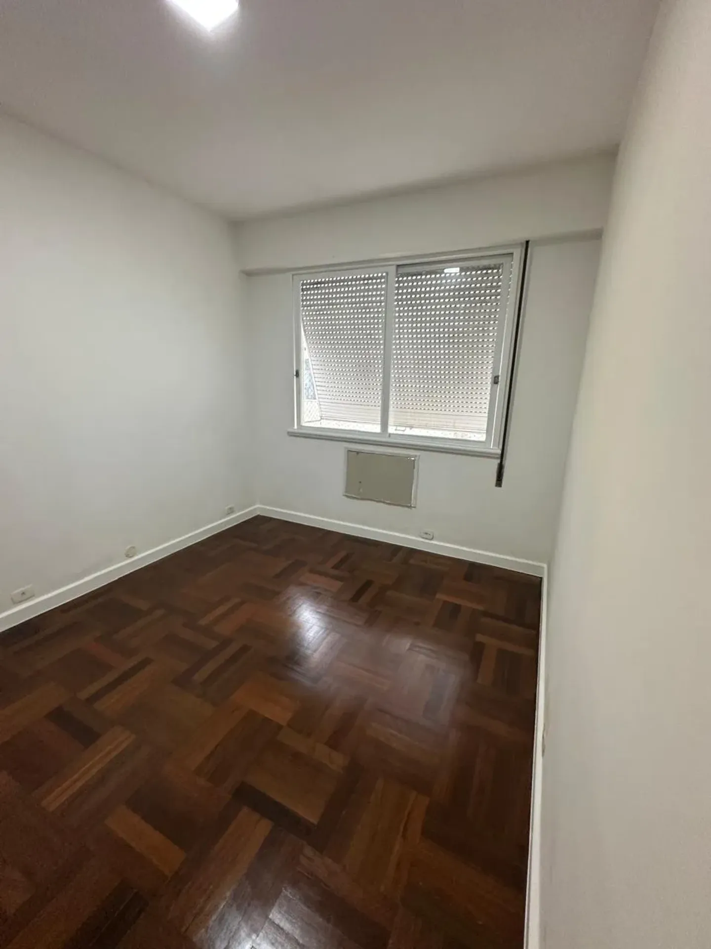 3-bedroom apartment with 4 bathrooms and 1 parking space — photo 32
