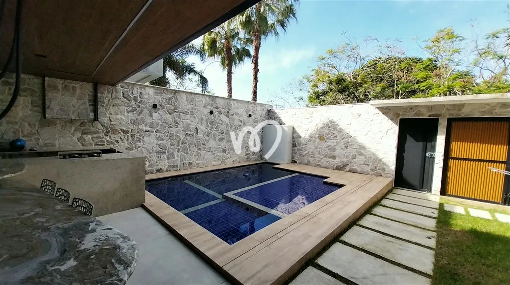 Casa mobiliada com 4 quartos e 5 banheiros, piscina — photo 2