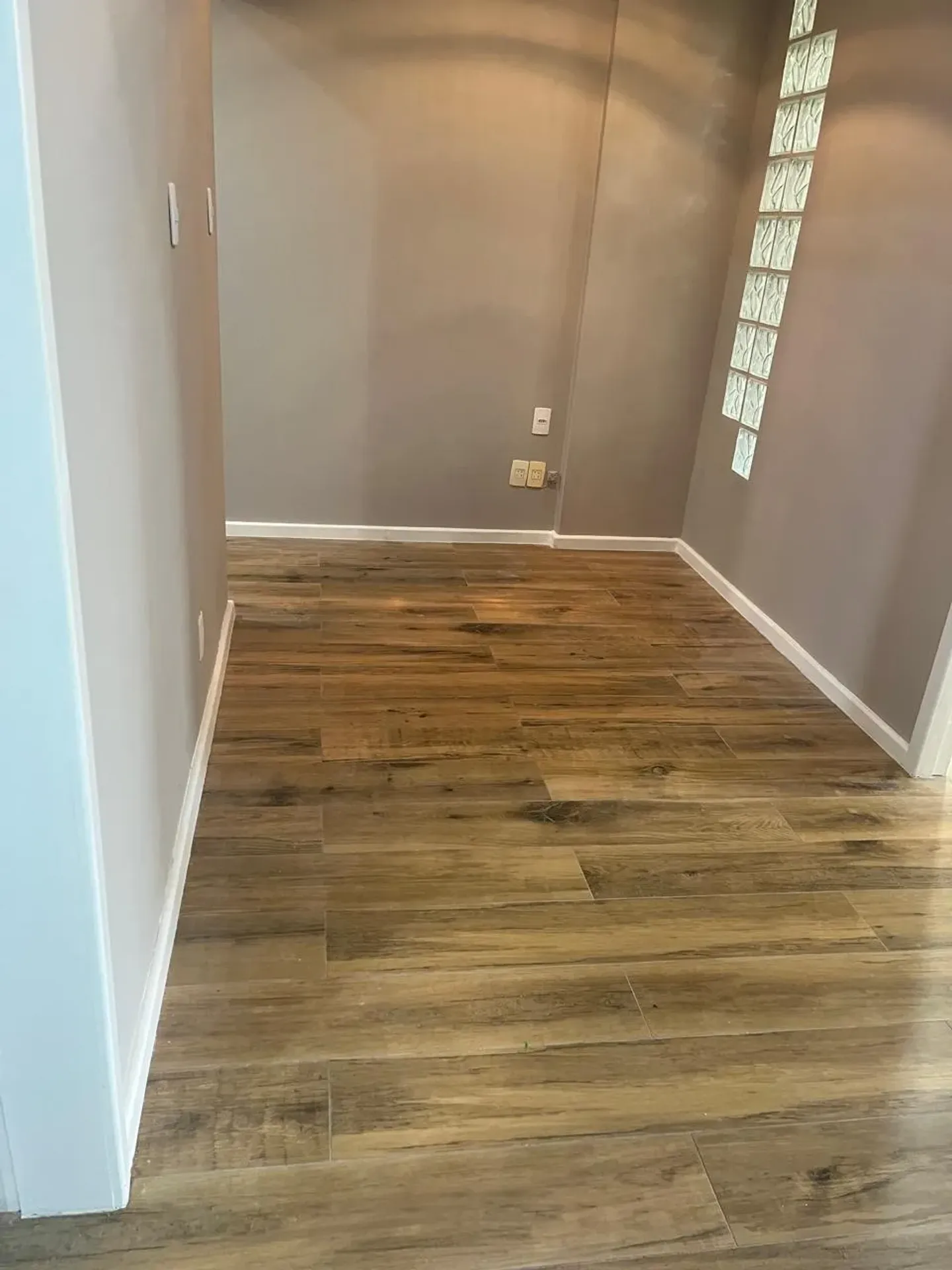 Apartment, 58 m², with wood or laminate floors — photo 12