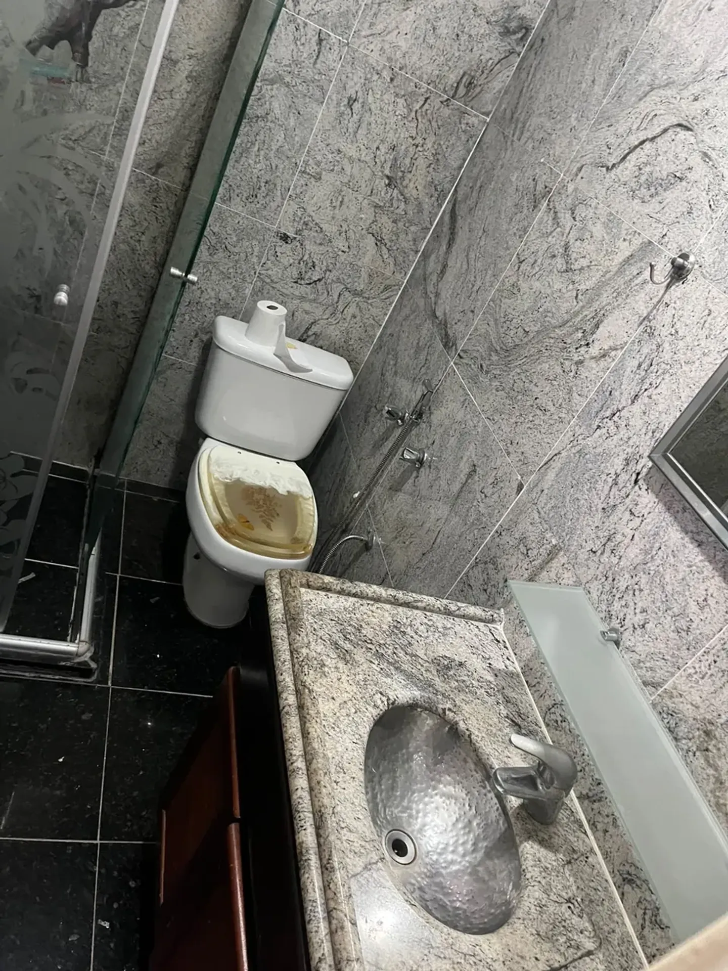 3-bedroom apartment, 1 with its own bathroom, 125 m² — photo 13