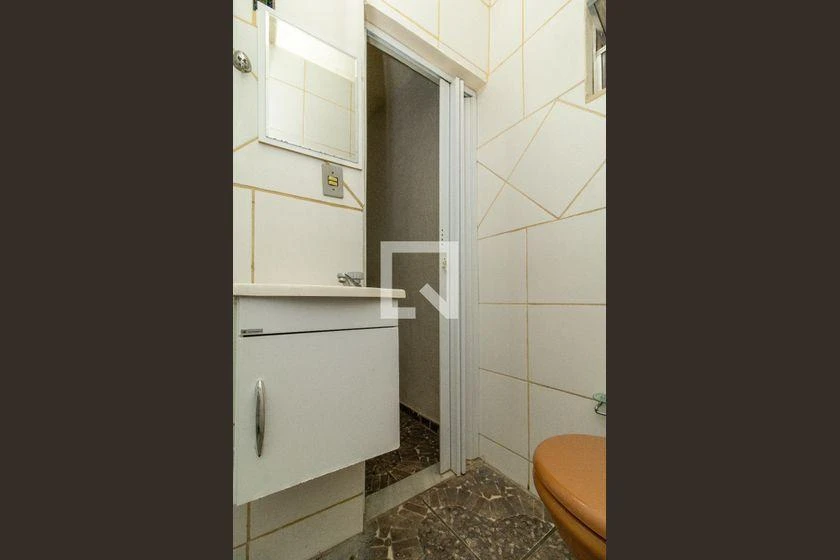 Casa en alquiler con 1 dormitorio y ducha con vidrio — photo 9
