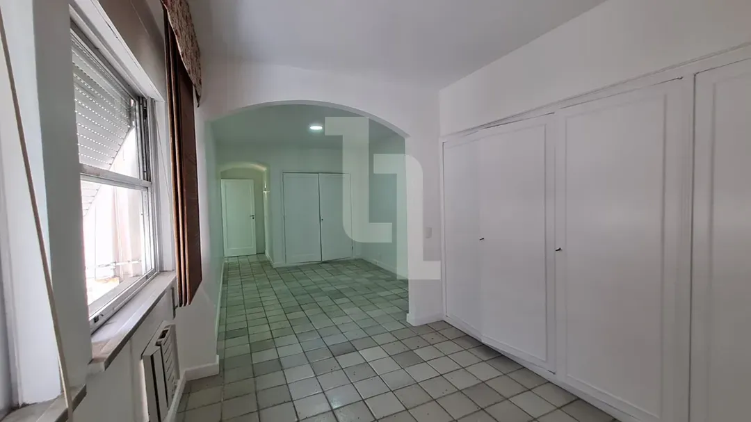 Apartamento de 3 quartos com vista para a água — photo 19