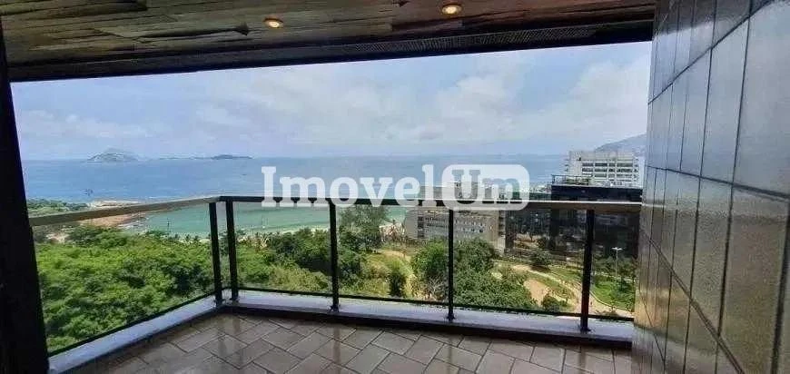 Вид на воду та 2 спальні: квартира 900 м² — photo 21