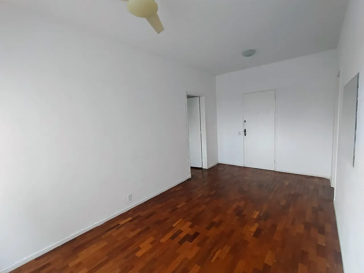 Apartamento de 1 quarto de 50 m² no 4º andar — photo 8
