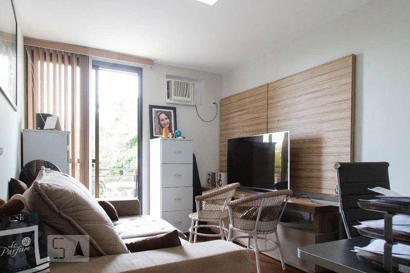 Rental apartment with 4 bedrooms and 150 m² — photo 21