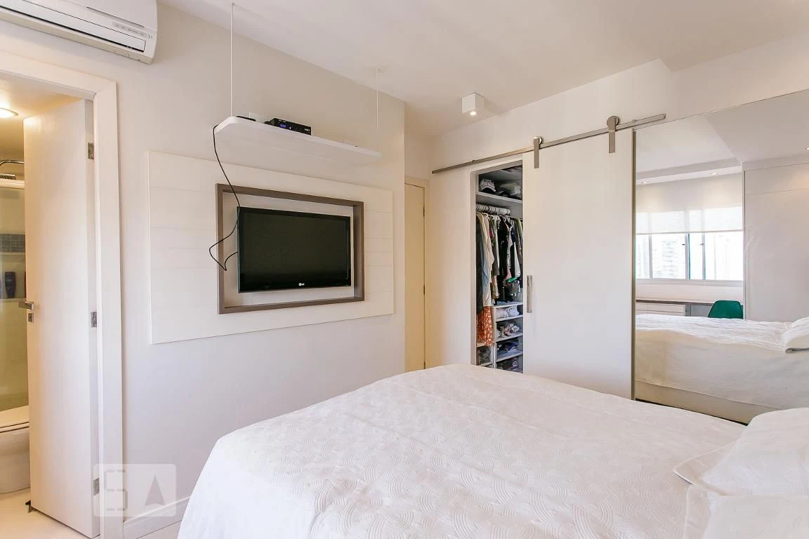 2-bedroom apartment with a water view in Rio de Janeiro — photo 6