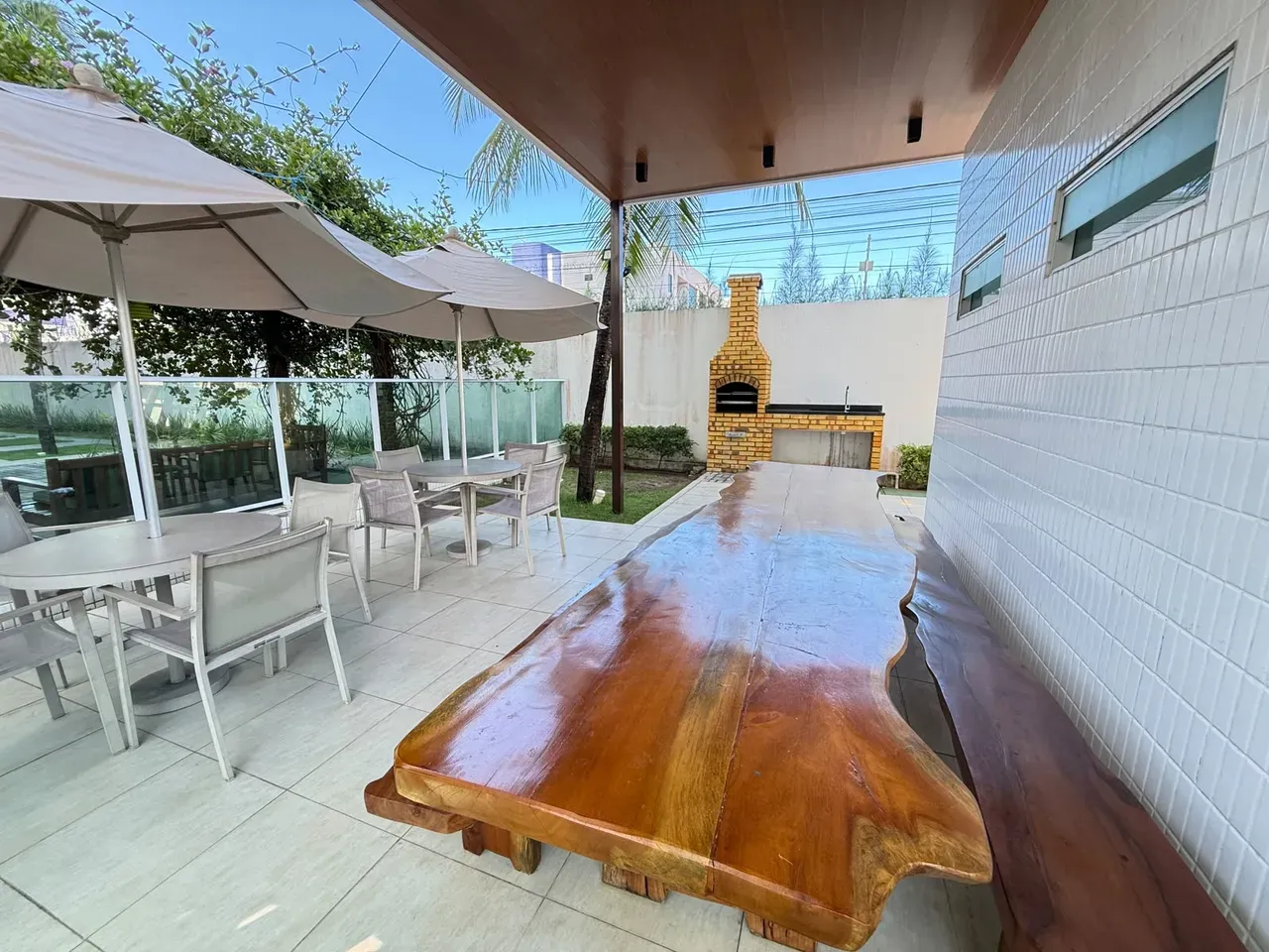 3-bedroom apartment with a washing machine in João Pessoa — photo 12
