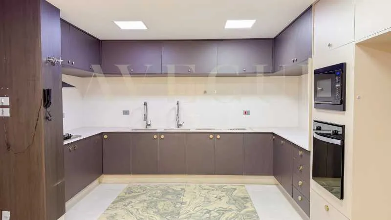 Floor-to-ceiling windows in a 7-bedroom apartment, 465 m² — photo 16