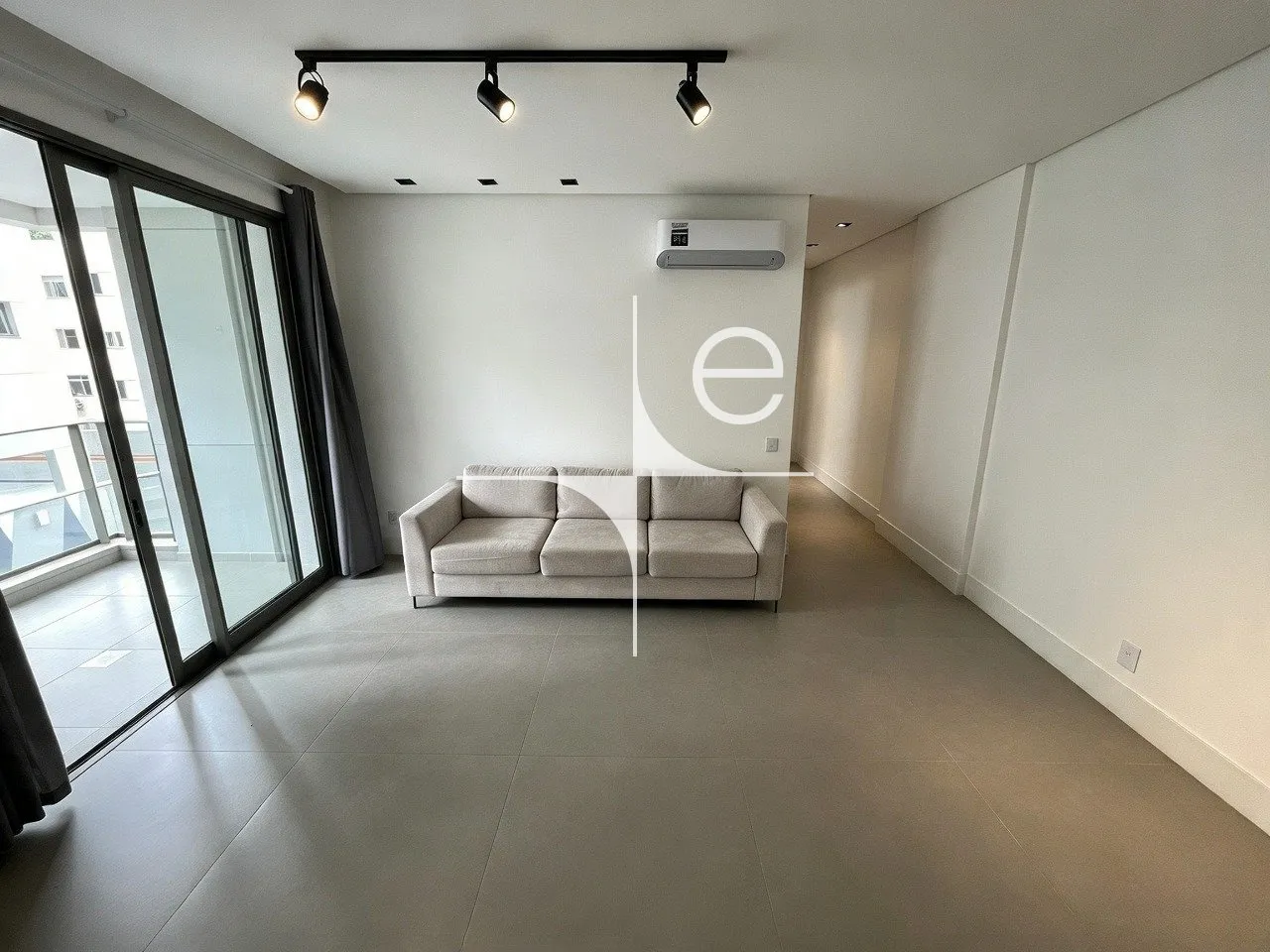 Furnished apartment, 80 m², with a grill on the balcony — photo 11