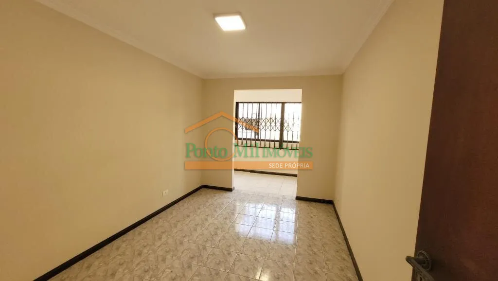 3-bedroom house with suite and separate closed kitchen — photo 19