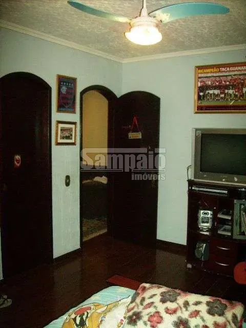 4-bedroom house with 2 bathrooms and a balcony grill — photo 26