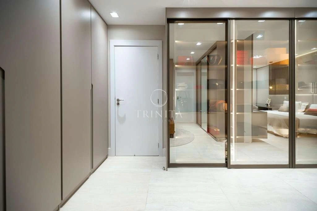 4-suite apartment with 6 bathrooms, 266 m² — photo 7