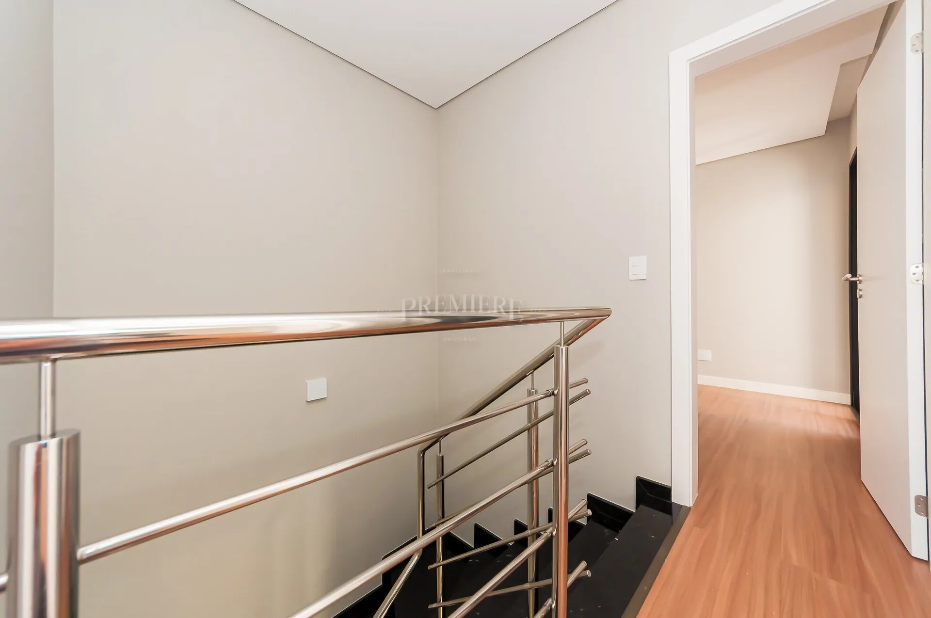 House, 97 m², with a glass-enclosed balcony — photo 37