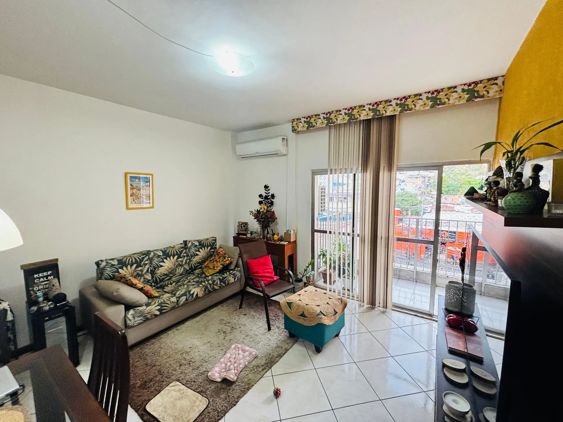 2-bedroom apartment with a mountain view — photo 7