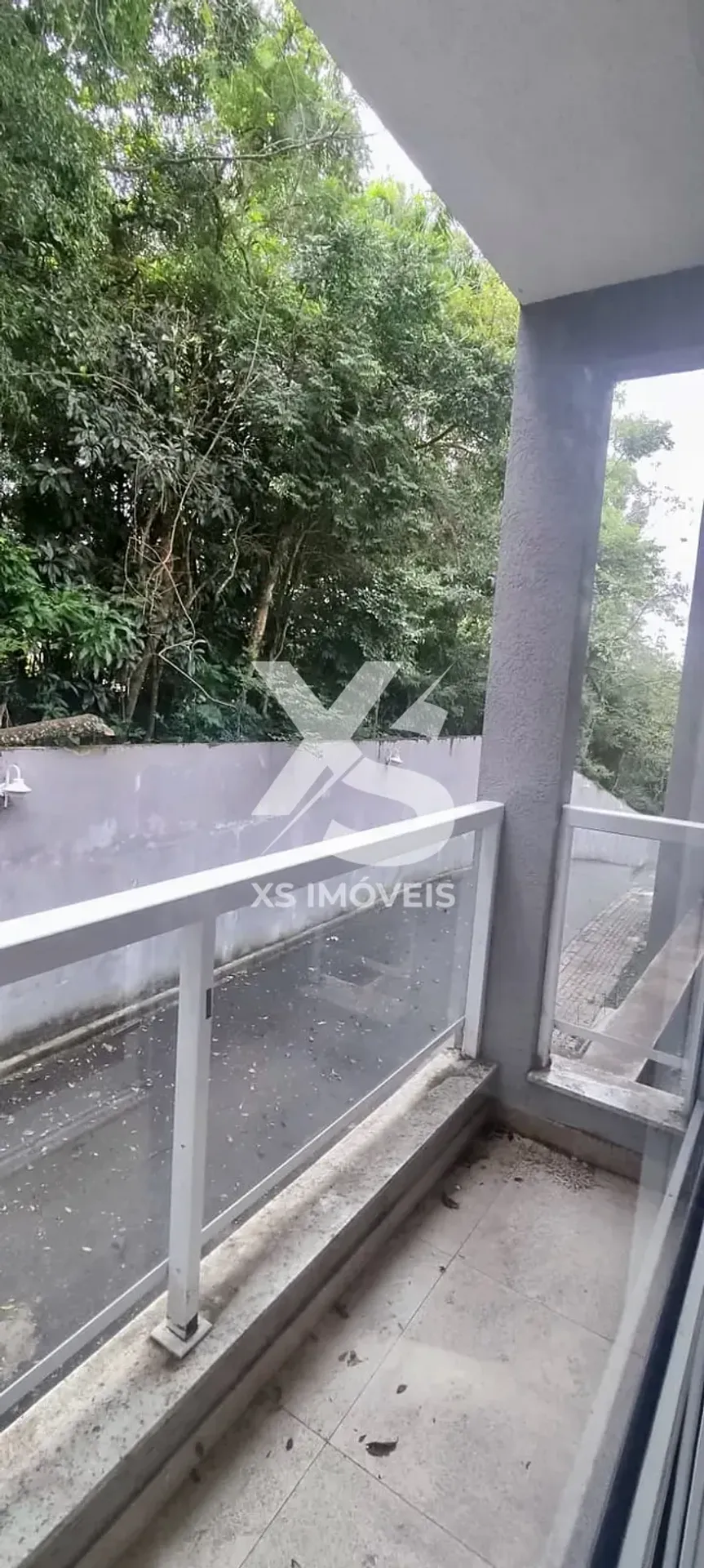House with 3 bedrooms and a private BBQ — photo 33