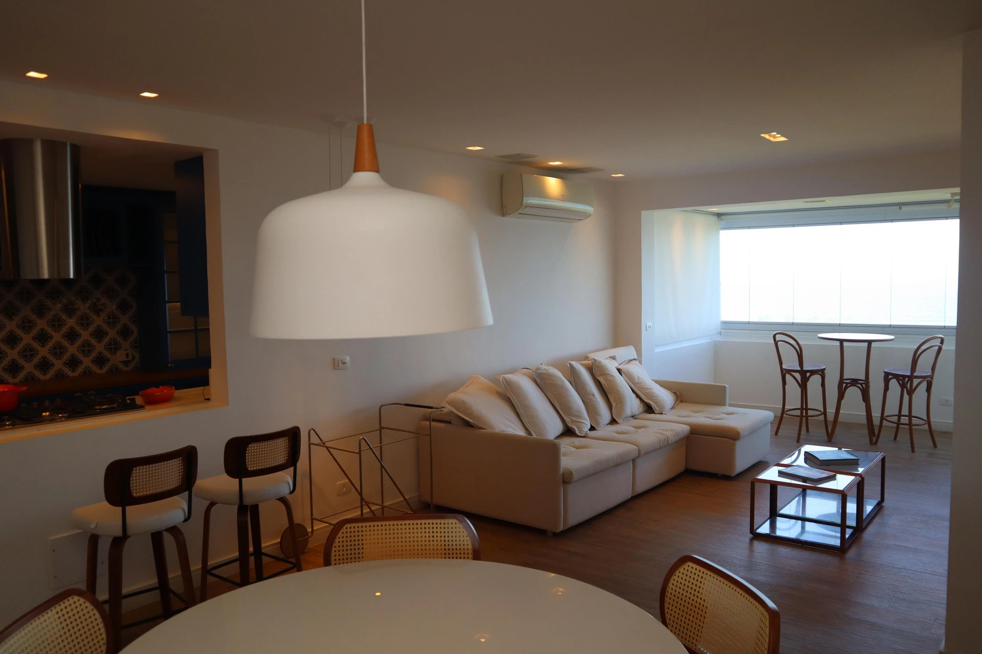 Apartamento mobiliado com 3 quartos e varanda — photo 12