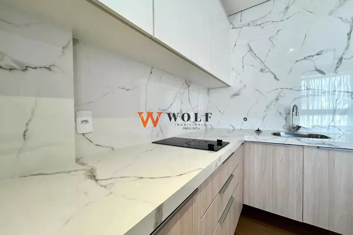 Furnished studio with open-plan kitchen, 1 parking spot — photo 14