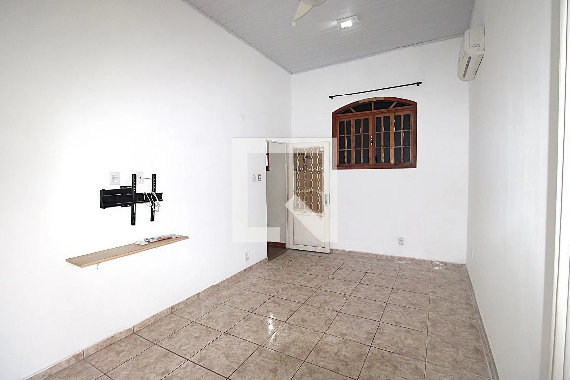 Furnished house for rent with 3 bedrooms and a balcony — photo 14