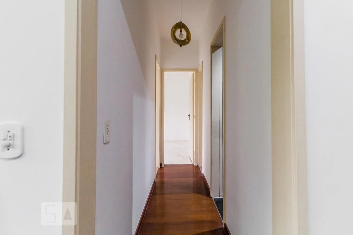 2-bedroom rental apartment with 1 bathroom and parking — photo 32
