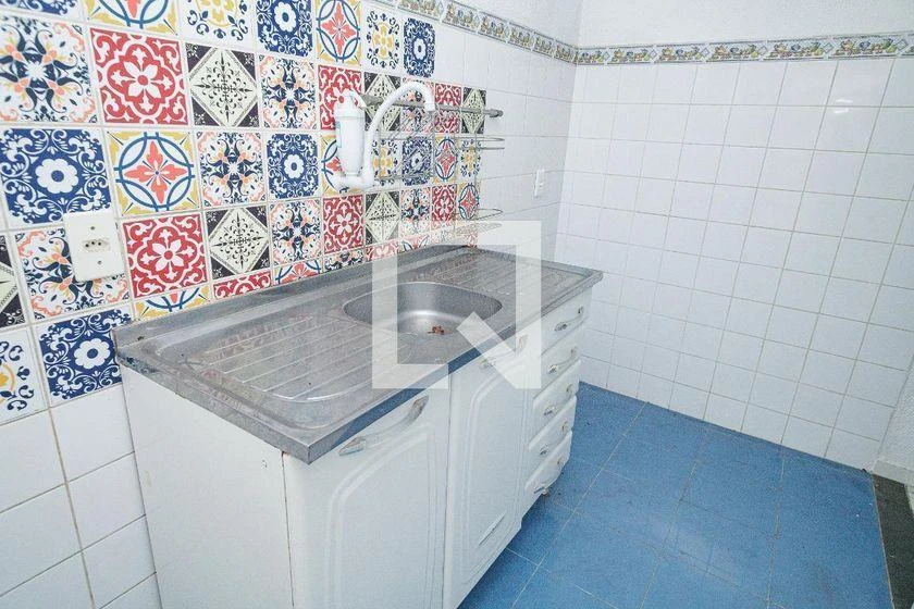 Condo house with 2 bedrooms and a 45 m² yard — photo 3