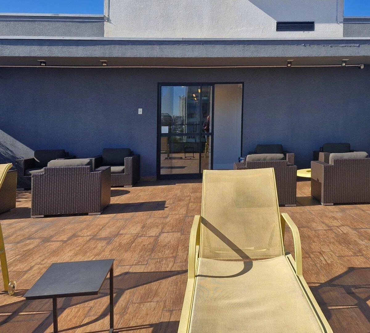 Furnished 26 m² apartment with 1 bedroom and ensuite — photo 9