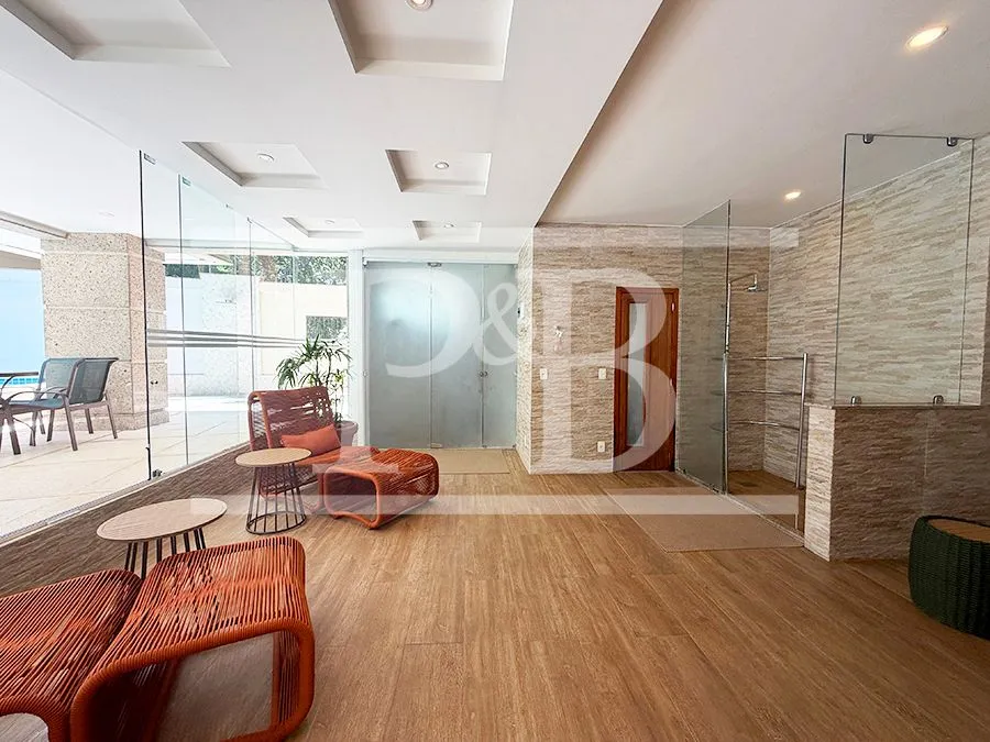4-bedroom apartment with 266 m² and 4 parking spaces — photo 36