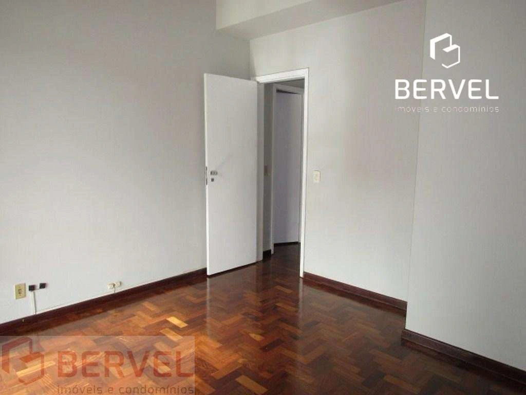 3-bedroom apartment with private BBQ on 126 m² — photo 10