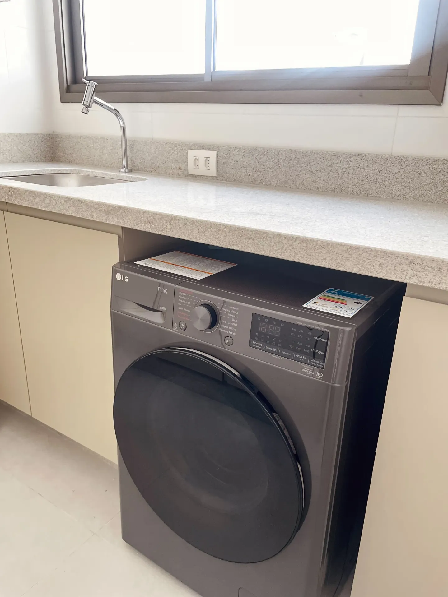 Apartamento amueblado con 3 suites y 130 m² — photo 3