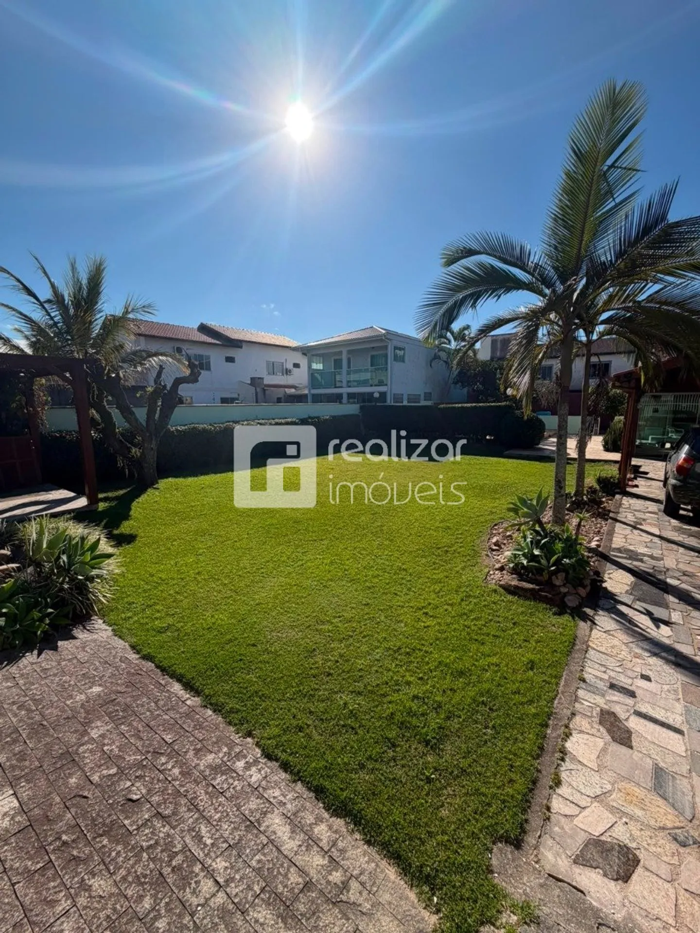 House with 5 bedrooms and a private garden — photo 6