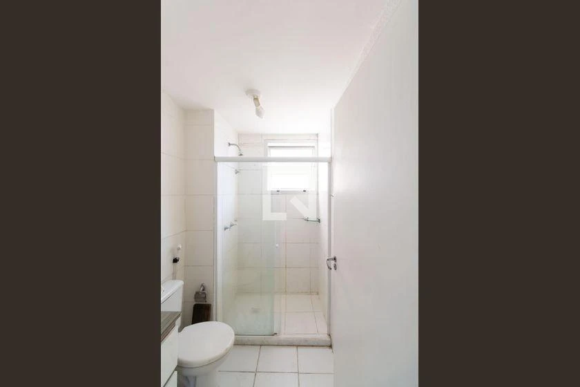 Apartamento para aluguel com 2 quartos e 1 banheiro — photo 11