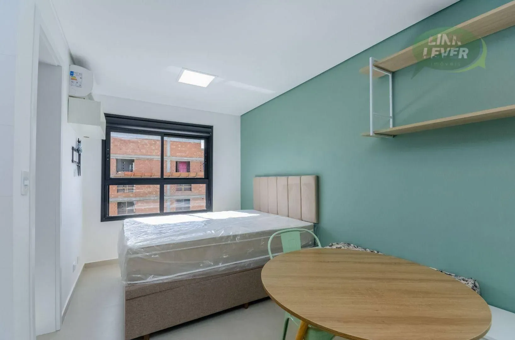 Furnished studio in a building with a coworking space — photo 13