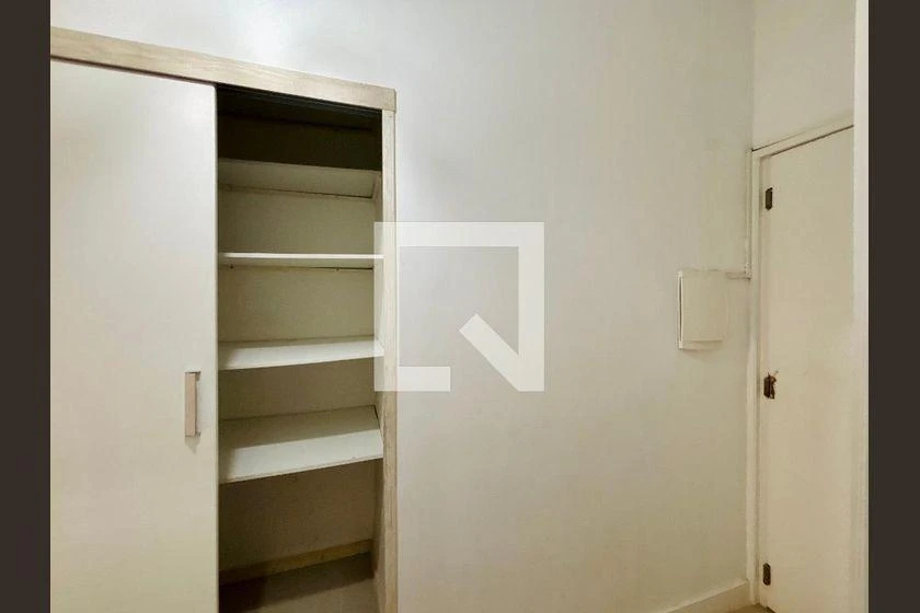 Apartamento mobiliado com 3 quartos e 105 m² — photo 13