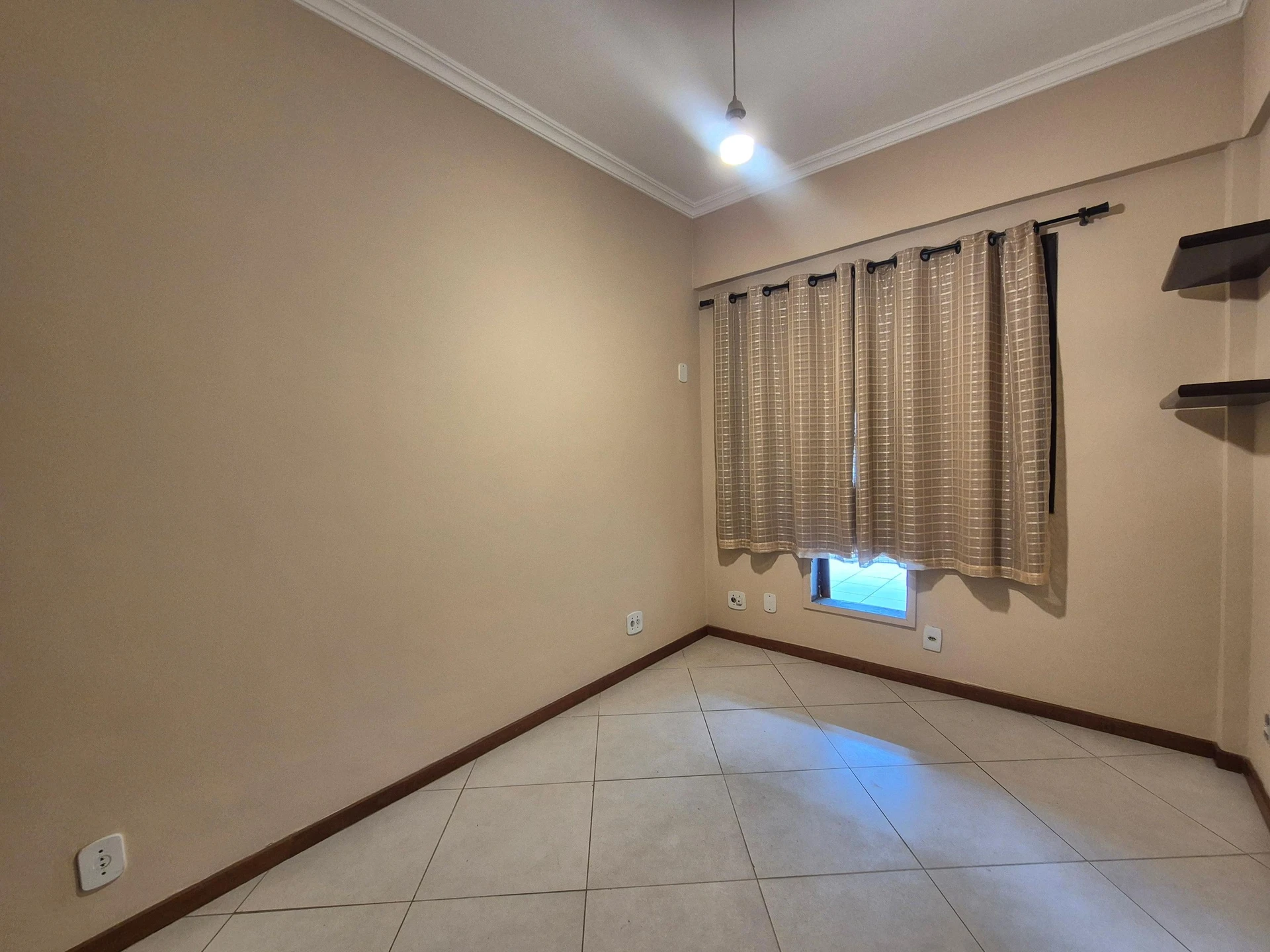3-bedroom apartment with 1 en-suite and 3 parking spots — photo 29