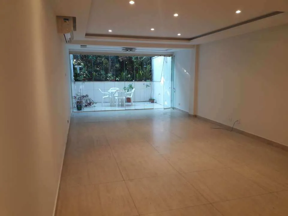 Condo house with 3 bedrooms, 5 bathrooms and 3 parking spots — photo 12