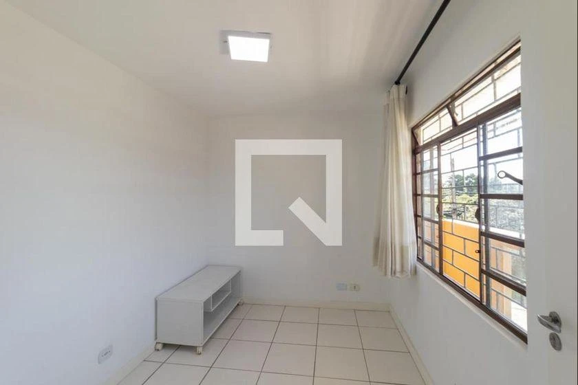2-bedroom apartment with a washing machine in Curitiba — photo 30