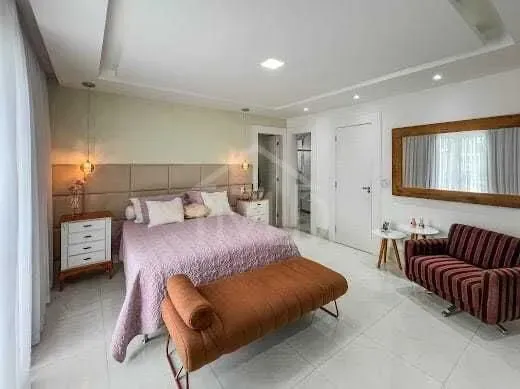 4 quartos e piscina privativa: casa de 310 m² — photo 23
