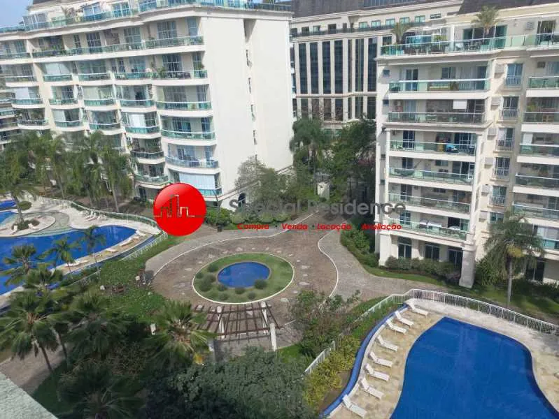 Furnished apartment with 4 bedrooms and 4 bathrooms — photo 18