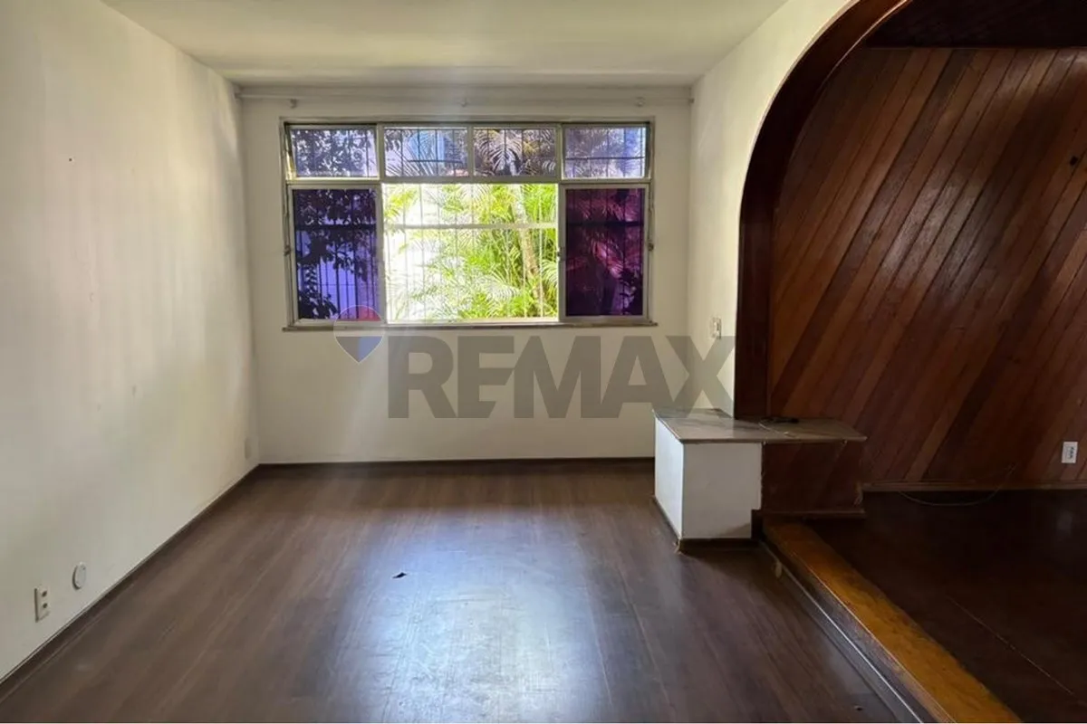 Casa de 4 quartos com banheira, Jardim Guanabara — photo 22