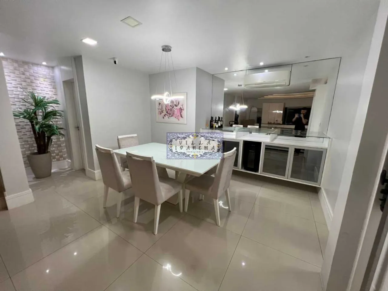 Triplex house with 420 m², 5 suites and a washing machine — photo 6