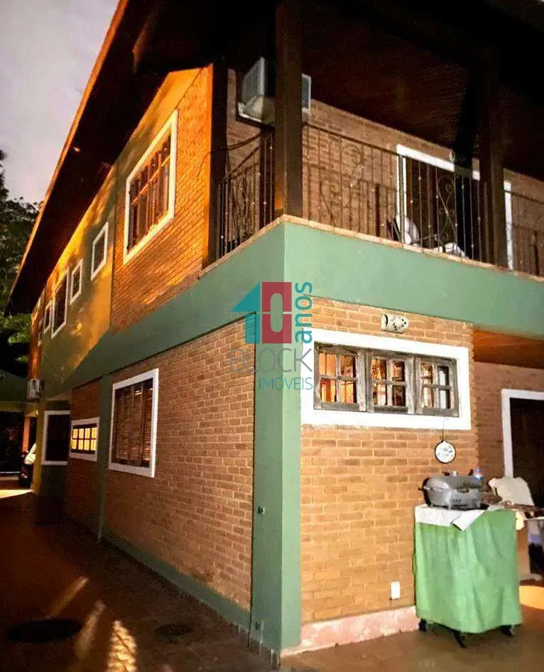 Casa mobiliada com 4 quartos e 5 banheiros — photo 18