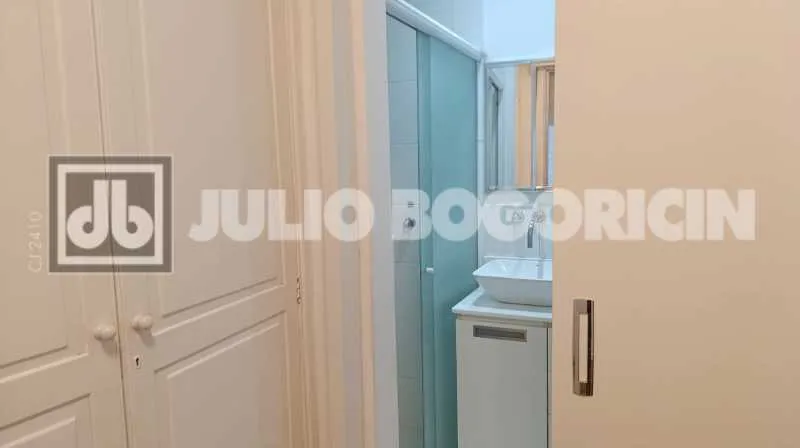 Apartment, 96 m², with wood or laminate floors — photo 4