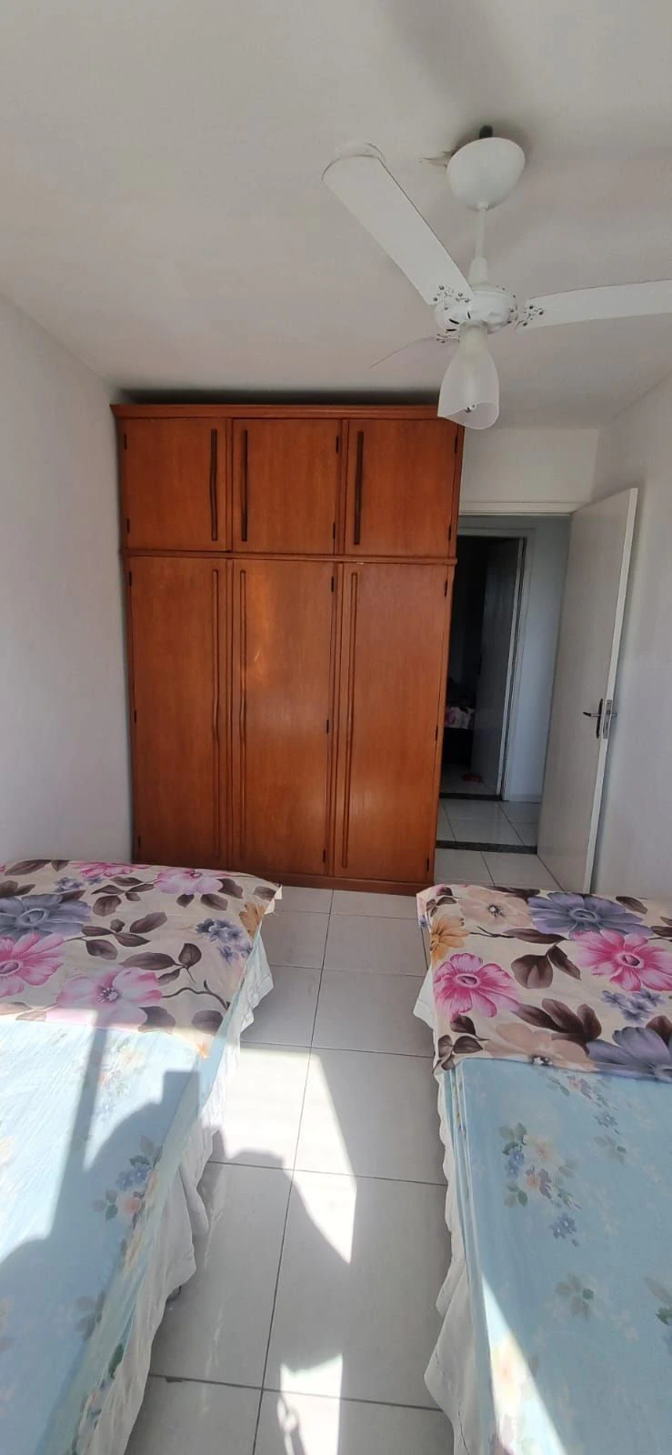 Furnished 3-bedroom apartment with separate kitchen — photo 17